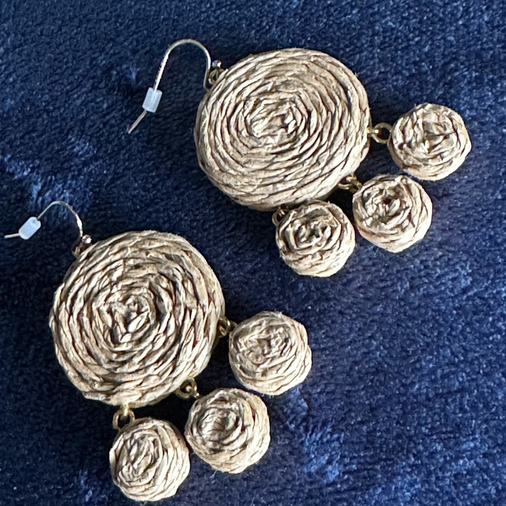 Lightweight Beach Vibe Woven Circle Drop Earrings - Picture 1 of 8